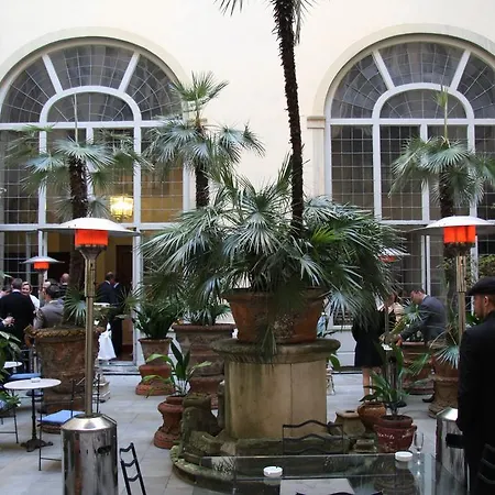 Palazzo Magnani Feroni, All Suite - Residenza D'Epoca-3