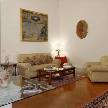Palazzo Magnani Feroni, All Suite - Residenza D'Epoca-2